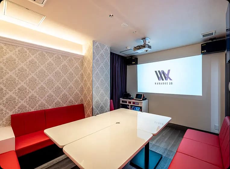 カラオケルーム